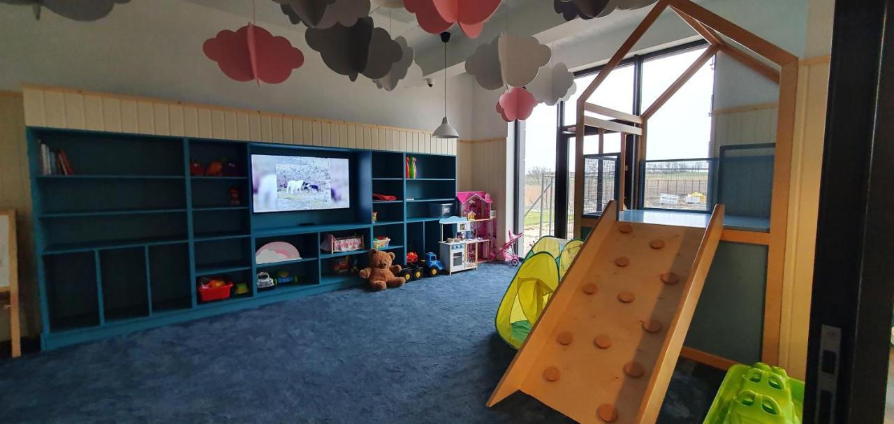 Apartamenty Przystanek Plaza Сърбиново Екстериор снимка