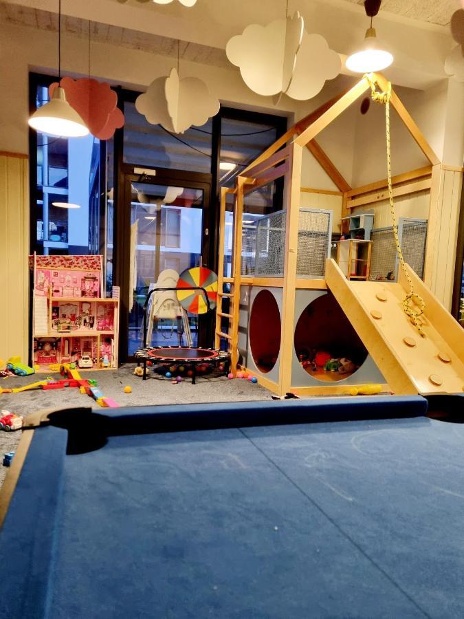 Apartamenty Przystanek Plaza Сърбиново Екстериор снимка